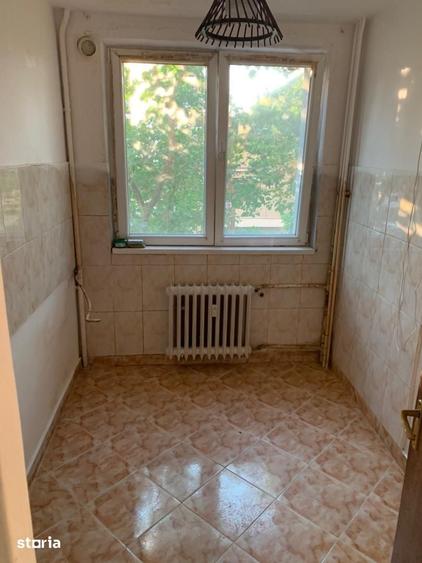 3 Camere semidecomandat - Militari - Piata Gorjului - 5