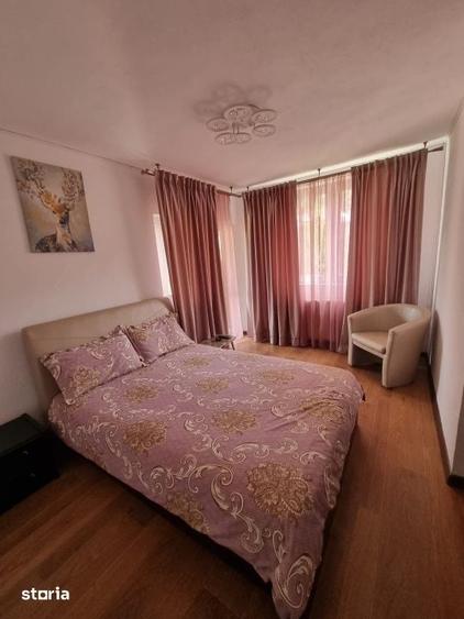 Spațiu comercial, de 222 mp, în Zamora