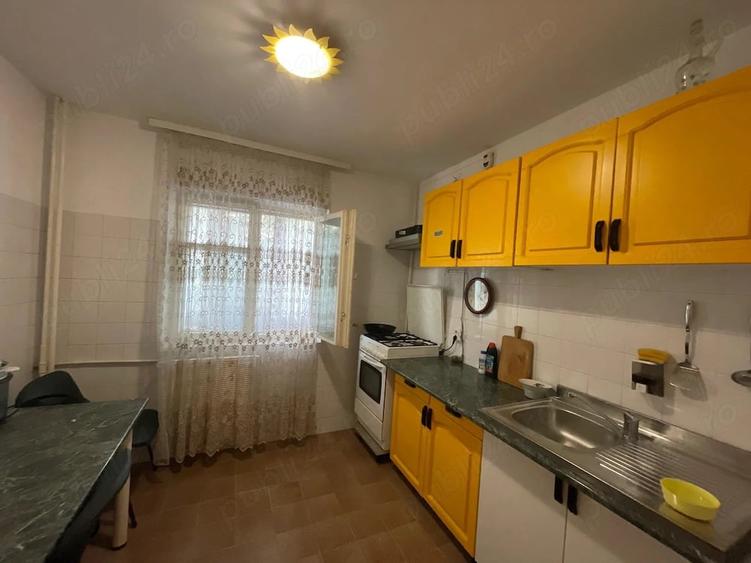Apartament cu 2 camere decomandat în Aviației