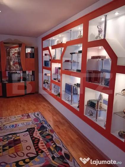 CASA IN CENTRU -REGHIN CU SPATIU COMERCIAL - 6