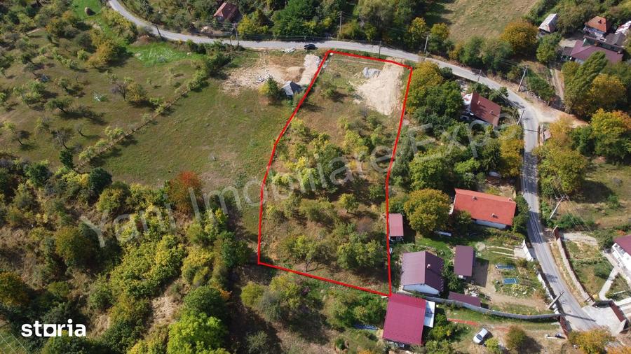 Teren de 3241 mp, în Valea Danului