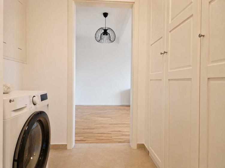 Apartament cu 2 camere decomandat în Răcădău