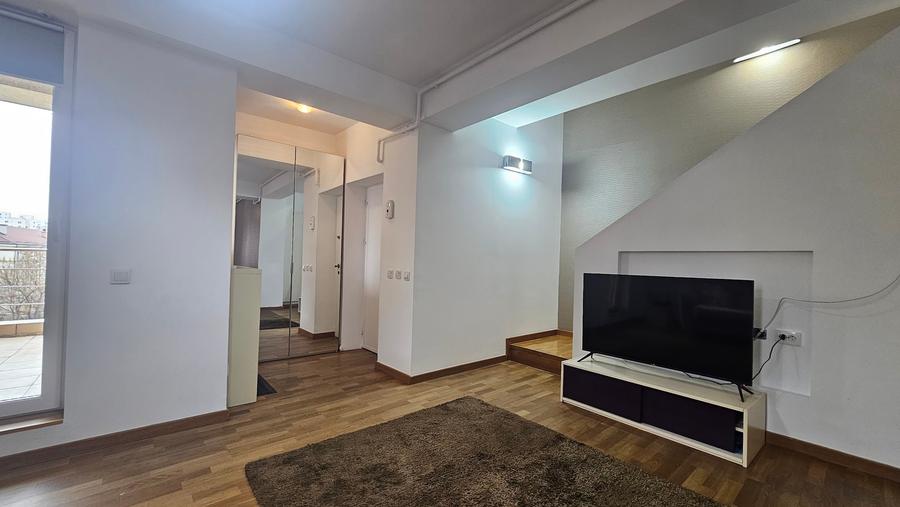 Duplex cu 3 camere cu Canalizare în Vatra Luminoasă