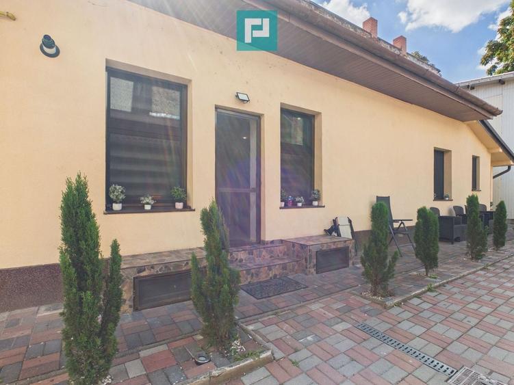 Apartament cu 3 camere semidecomandat în Ultracentral