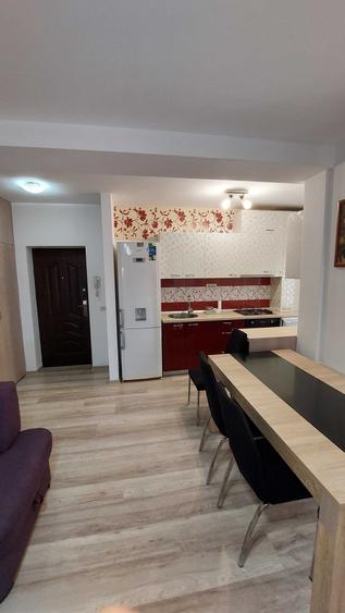 Apartament cu 3 camere decomandat în Giroc