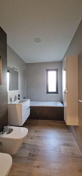 Apartament cu 2 camere decomandat, mobilat în Dumbrăvița
