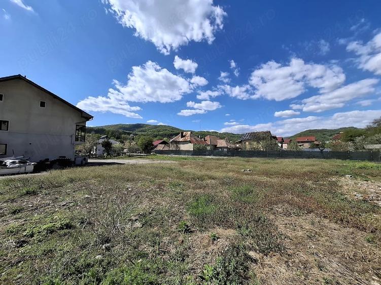 Constructie P+1 cu 6 incaperi 2 bai si teren - 3.329 mp Baile Olane?ti - 6
