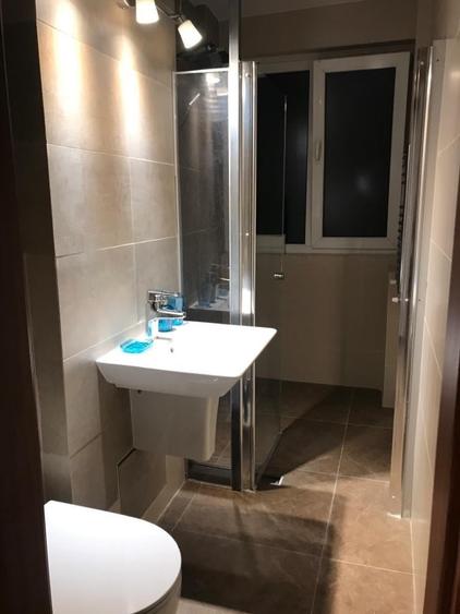 Apartament cu 2 camere semidecomandat în Universitate