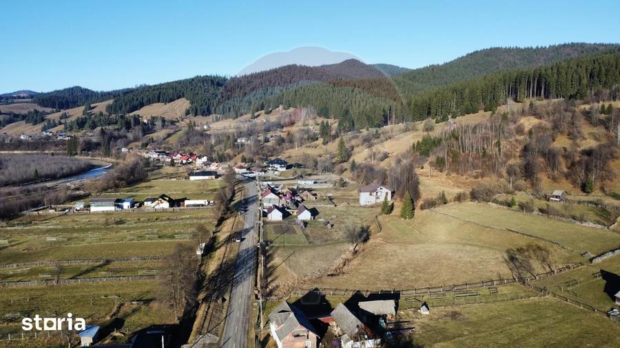 Teren de 5282 mp, în Vatra Moldoviței
