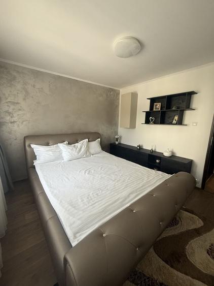 Apartament cu 2 camere decomandat în Lotus