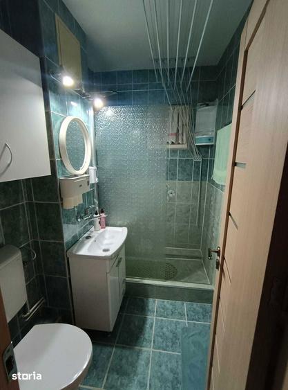 Apartament cu 3 camere, mobilat în Vasile Aaron