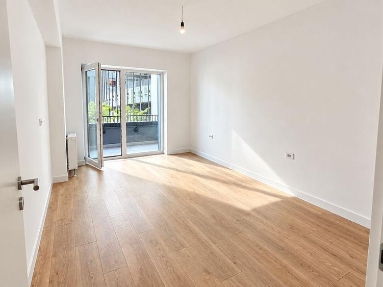 Apartament cu 2 camere decomandat în Exterior Vest