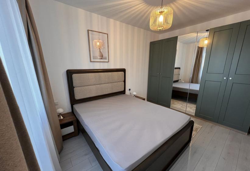 Apartament cu 2 camere decomandat, mobilat în Păcii