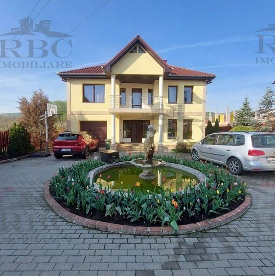Casă cu 5 camere cu Piscina în Chinteni