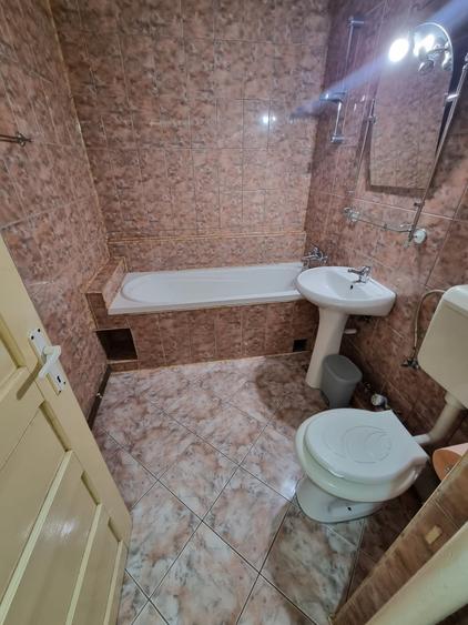Apartament cu 2 camere decomandat în Tolstoi