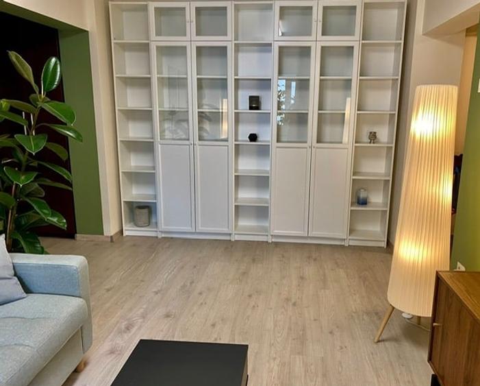 Apartament cu 2 camere decomandat în Ultracentral