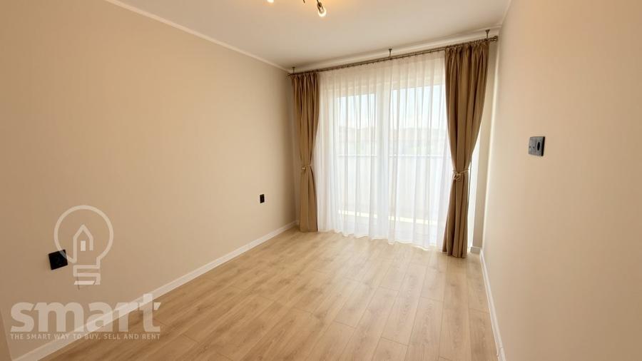 Apartament cu 3 camere semidecomandat, mobilat în Florești