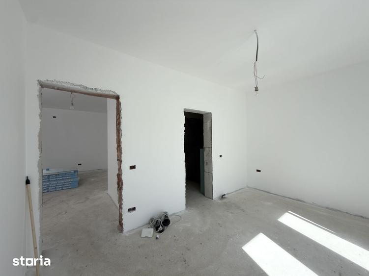 Casă cu 3 camere cu Teren 275 Mp în Sânmihaiu Român