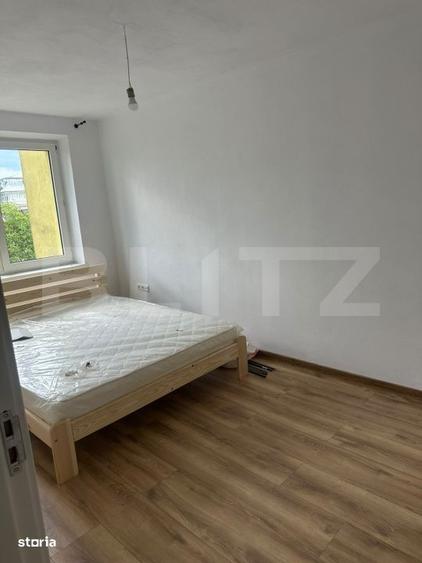 Apartament cu 4 camere decomandat în Central