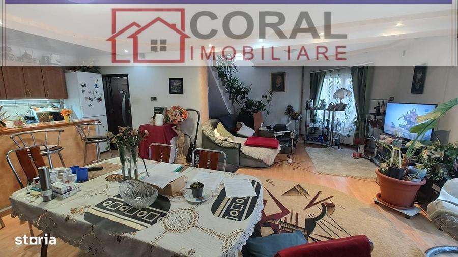Casă cu 4 camere în Decebal