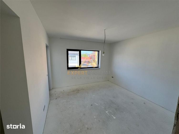 Casă cu 4 camere cu Teren 360 Mp în Valea Borcutului
