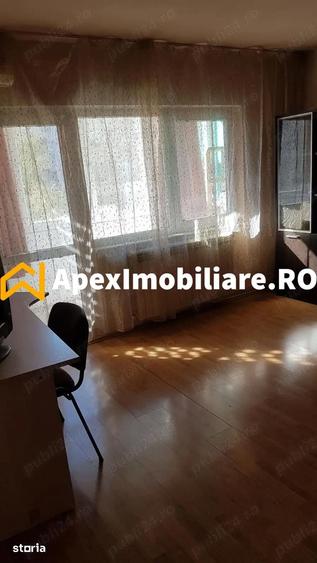 Apartament cu 2 camere semidecomandat în Decebal