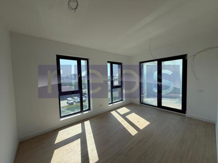 Apartament cu 4 camere, mobilat în Central