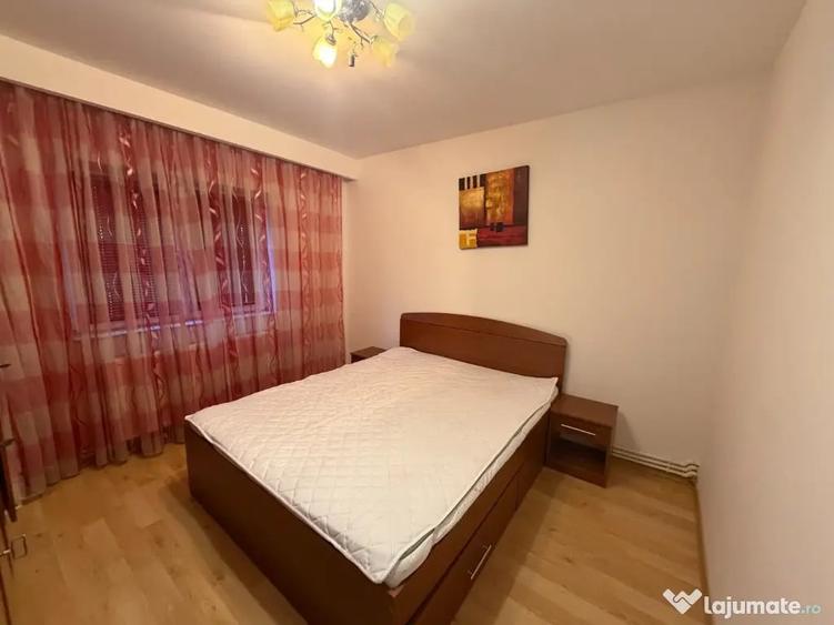 Apartament cu 3 camere decomandat în E3