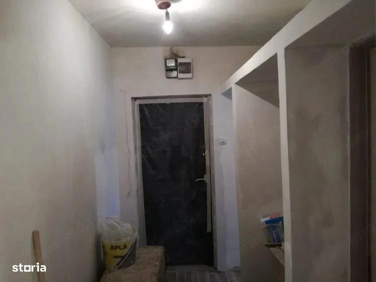 Apartament cu 2 camere semidecomandat în Casa de Cultură