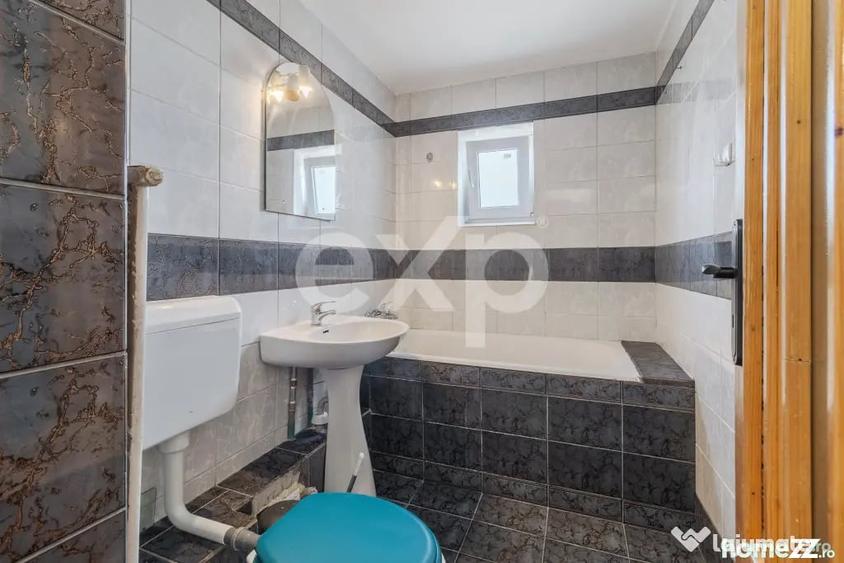 Apartament cu 3 camere decomandat în Lotus