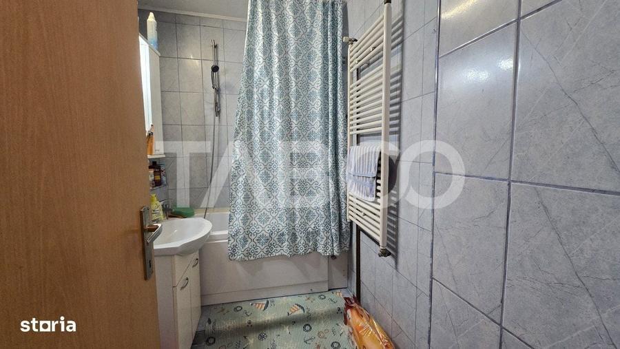 Apartament cu 2 camere semidecomandat în Bartolomeu