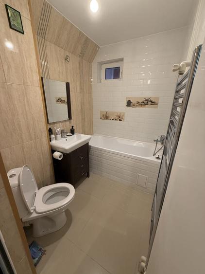 Apartament cu 3 camere semidecomandat în Nicolae Bălcescu