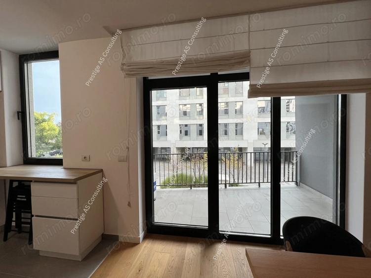 Apartament cu 2 camere semidecomandat, mobilat în Take Ionescu