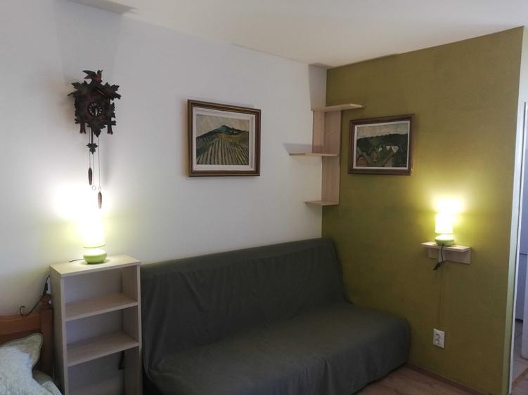 Garsonieră decomandată în Podul de Piatră