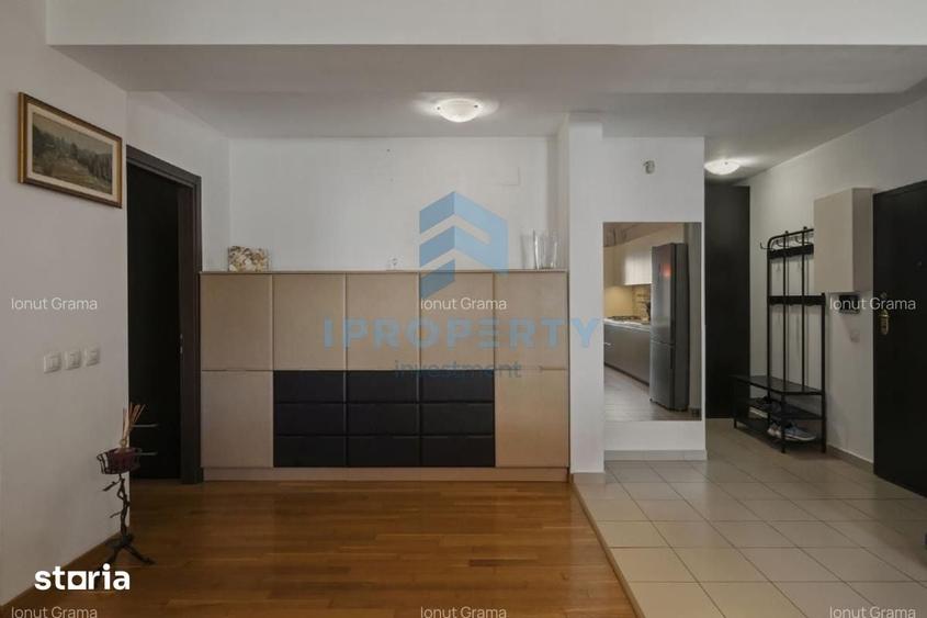 Apartament cu 3 camere semidecomandat în Central