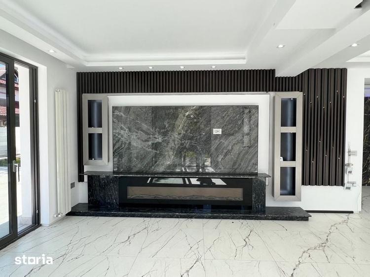Casă cu 8 camere cu Teren 1030 Mp în Ciolpani