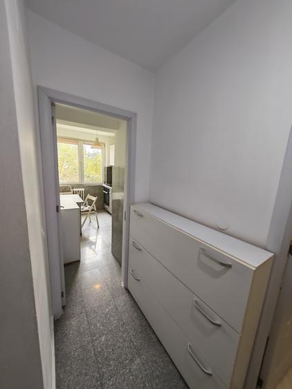 Apartament cu 2 camere decomandat în Bucur Obor