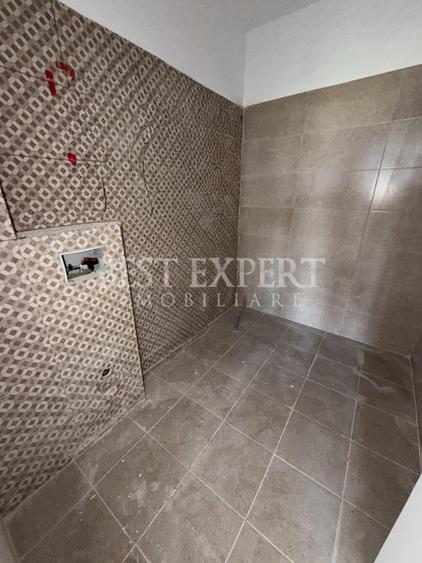 Apartament cu 2 camere semidecomandat în Theodor Pallady