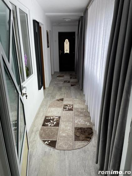 Casă cu 3 camere în Bereasca
