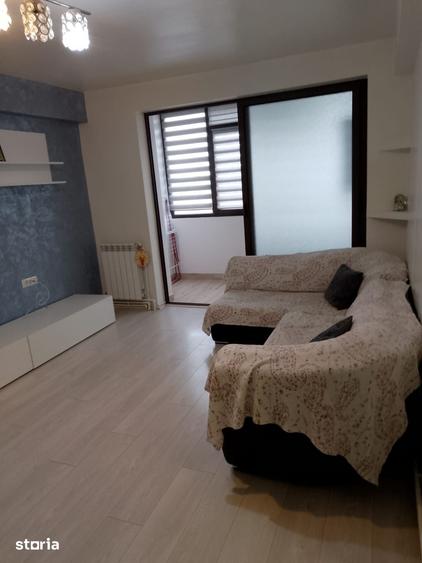 Apartament cu 2 camere semidecomandat în Calea Galați