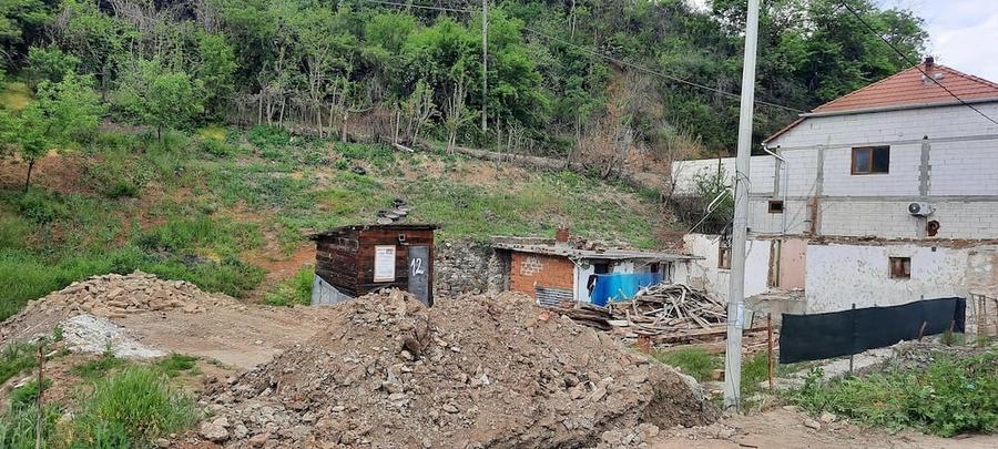 Teren de 545 mp, în Bozovici