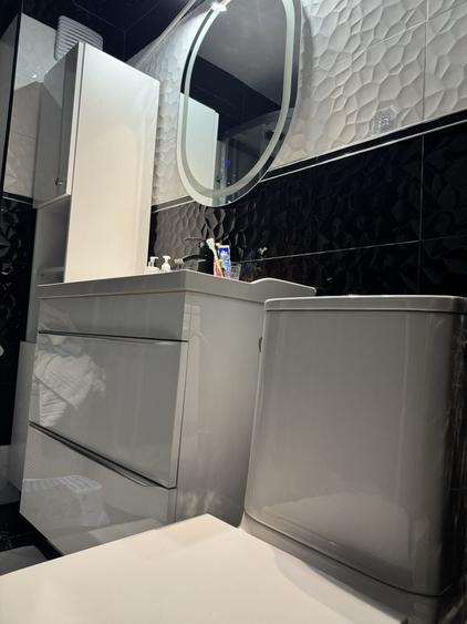 Apartament cu 3 camere decomandat în Ultracentral
