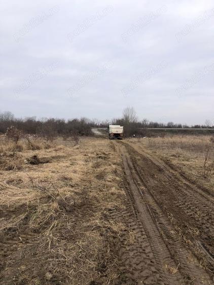 Teren de 2400 mp, în Nord