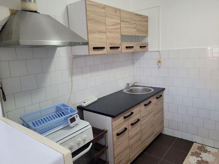 Apartament cu 2 camere decomandat în Bârzești