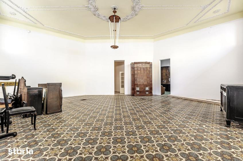 Spațiu comercial, de 465 mp, în Central