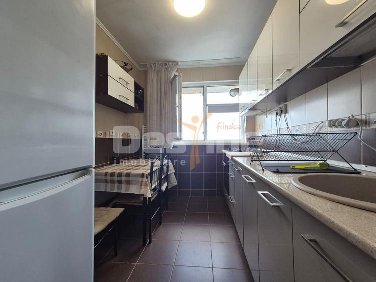 Apartament cu 2 camere semidecomandat, mobilat în Bucureștii Noi