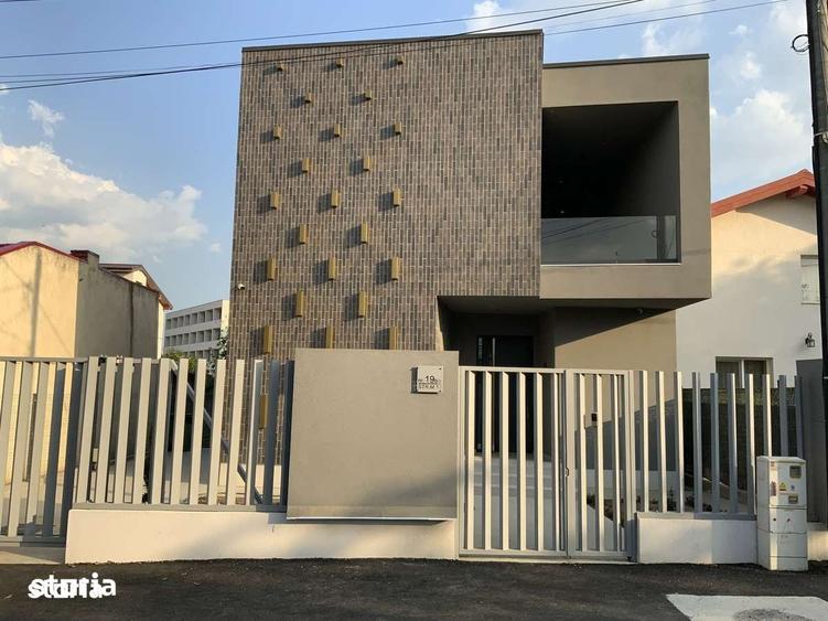 Casă cu 4 camere cu Teren 495 Mp în Năvodari