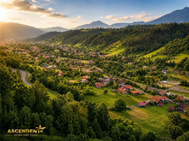 Teren Construcții intravilan de 1449 mp, în Moieciu de Jos