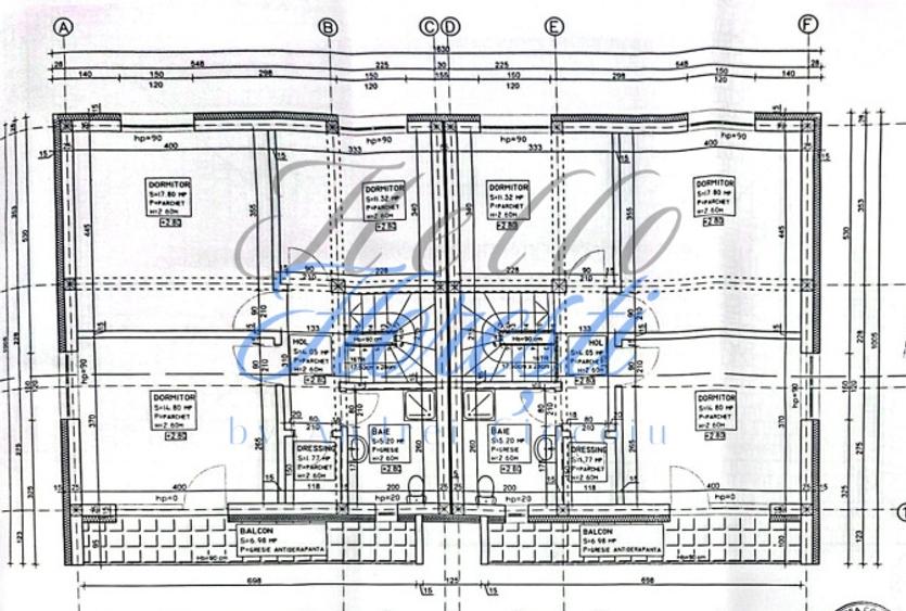 Duplex cu 4 camere cu Canalizare în Florești