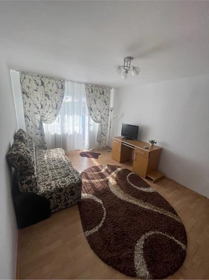 Apartament cu 2 camere semidecomandat în Ștefan cel Mare